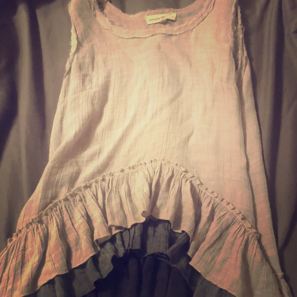 Ruffled top altar’d state